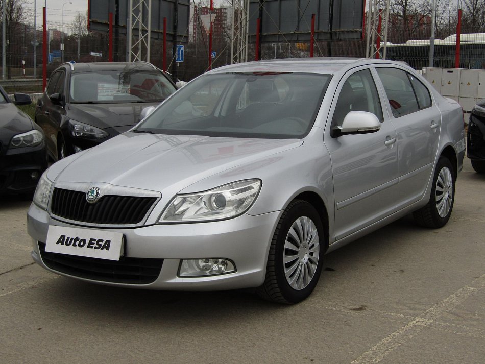 Škoda Octavia II 1.6TDi Elegance