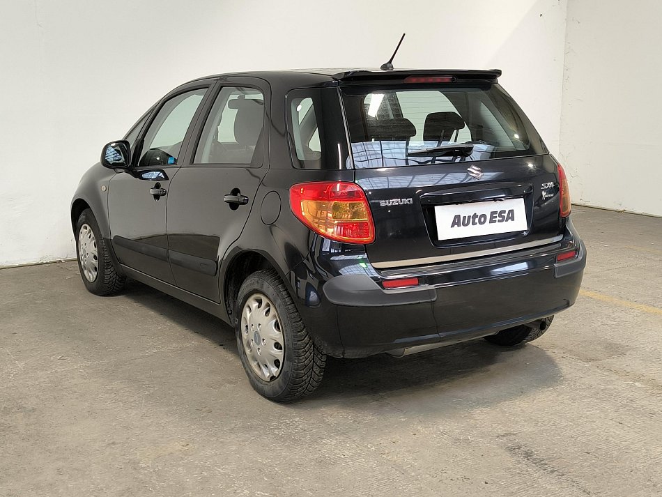 Suzuki SX4 1.6 i 