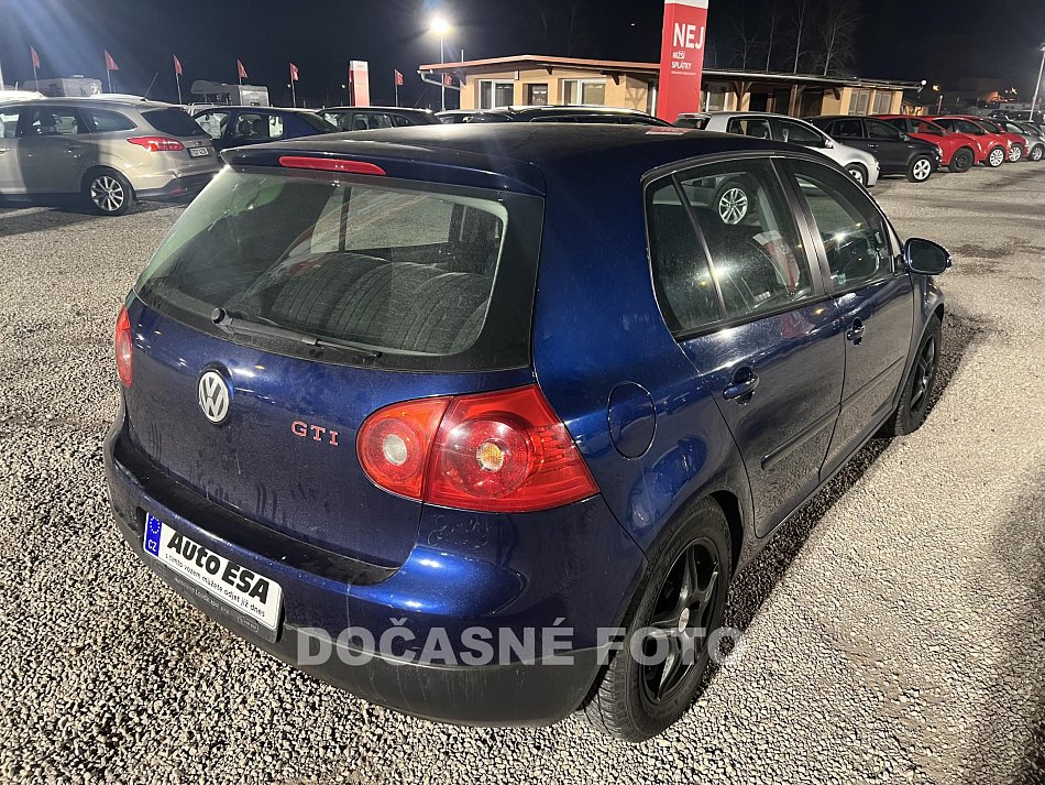 Volkswagen Golf 1.6 i 