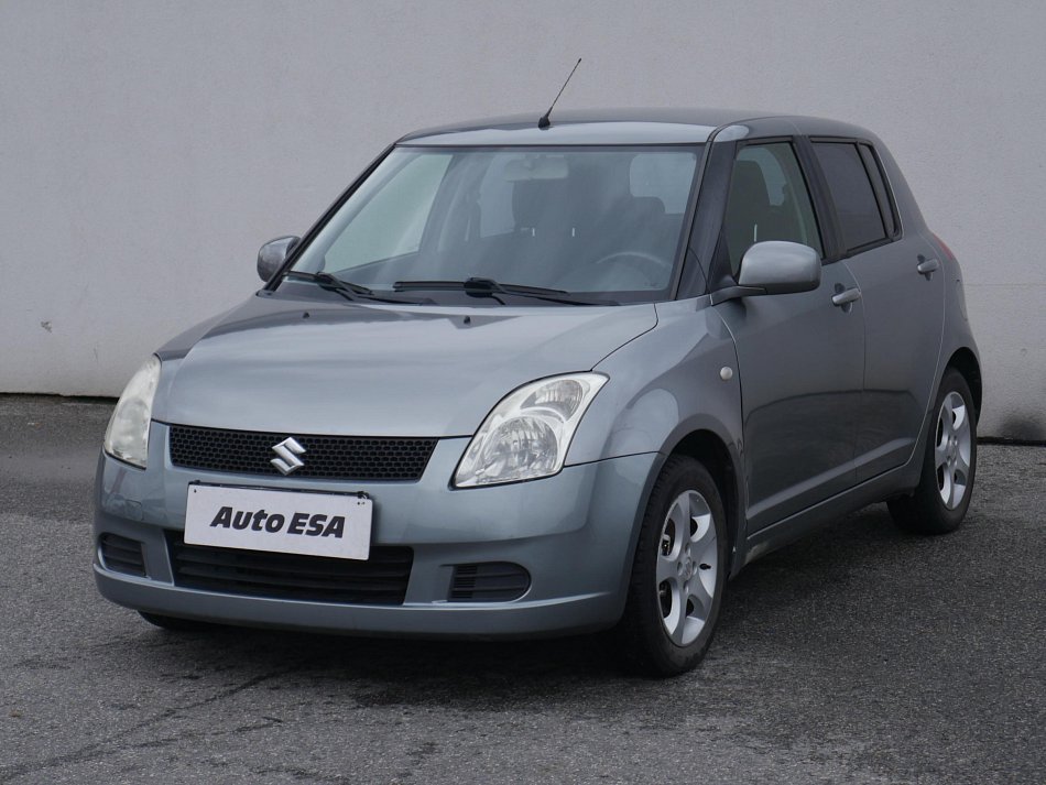 Suzuki Swift 1.3i 