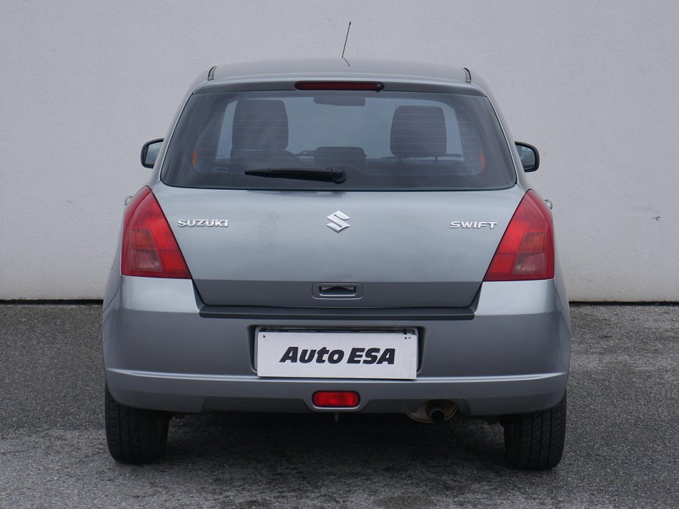 Suzuki Swift 1.3i 