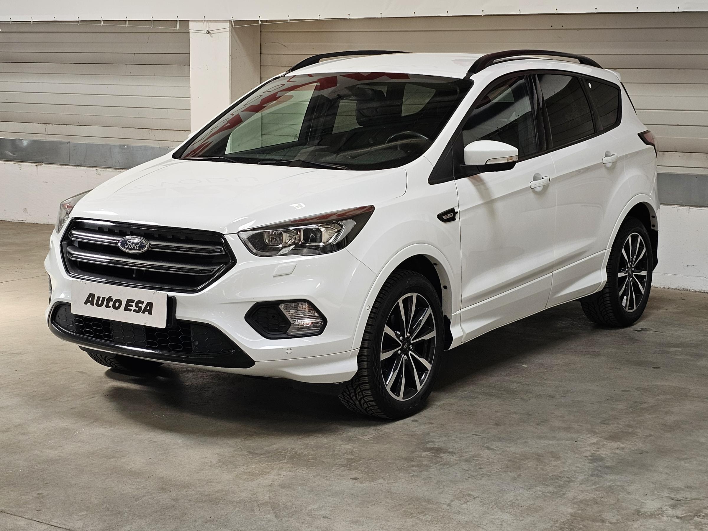 Ford Kuga, 2018 - pohled č. 3