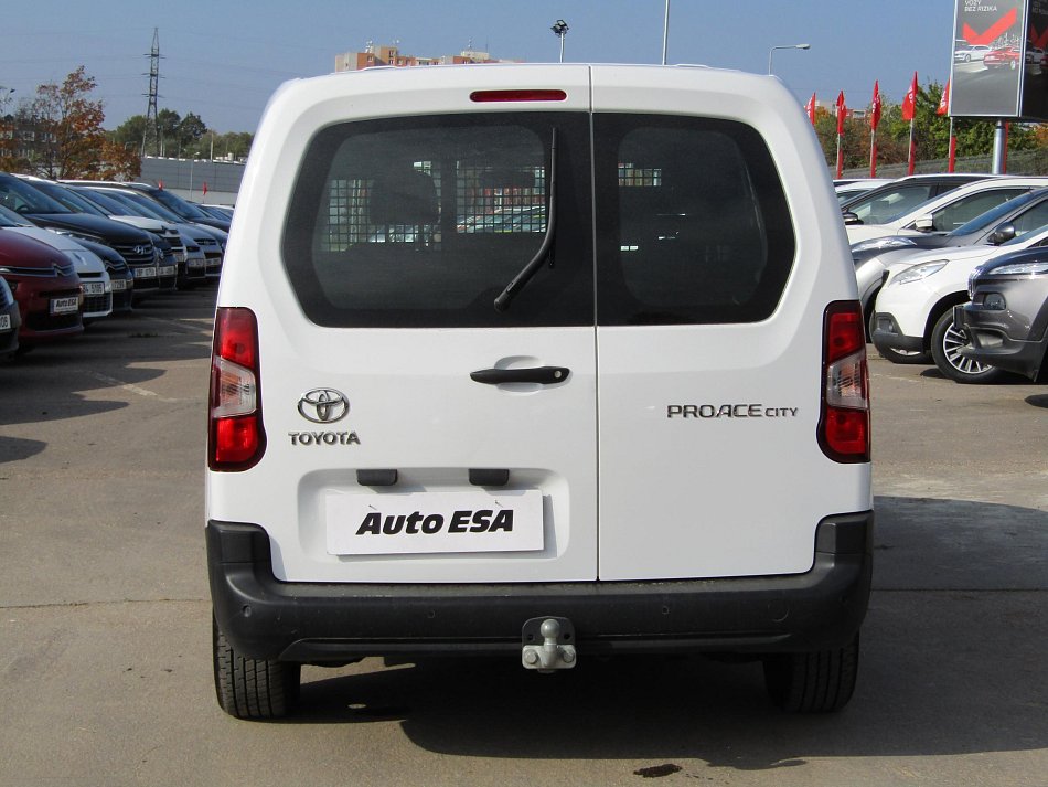 Toyota ProAce City Verso 1.5D-4D  MAXi