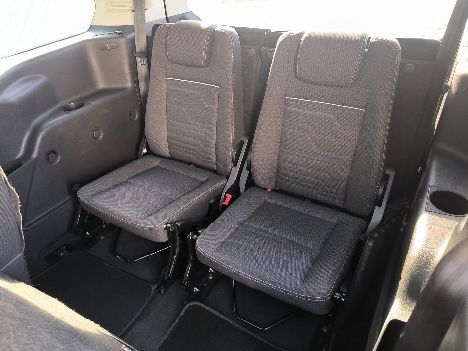 Ford Tourneo Connect 1.6TDCi Titanium MAXi 7míst