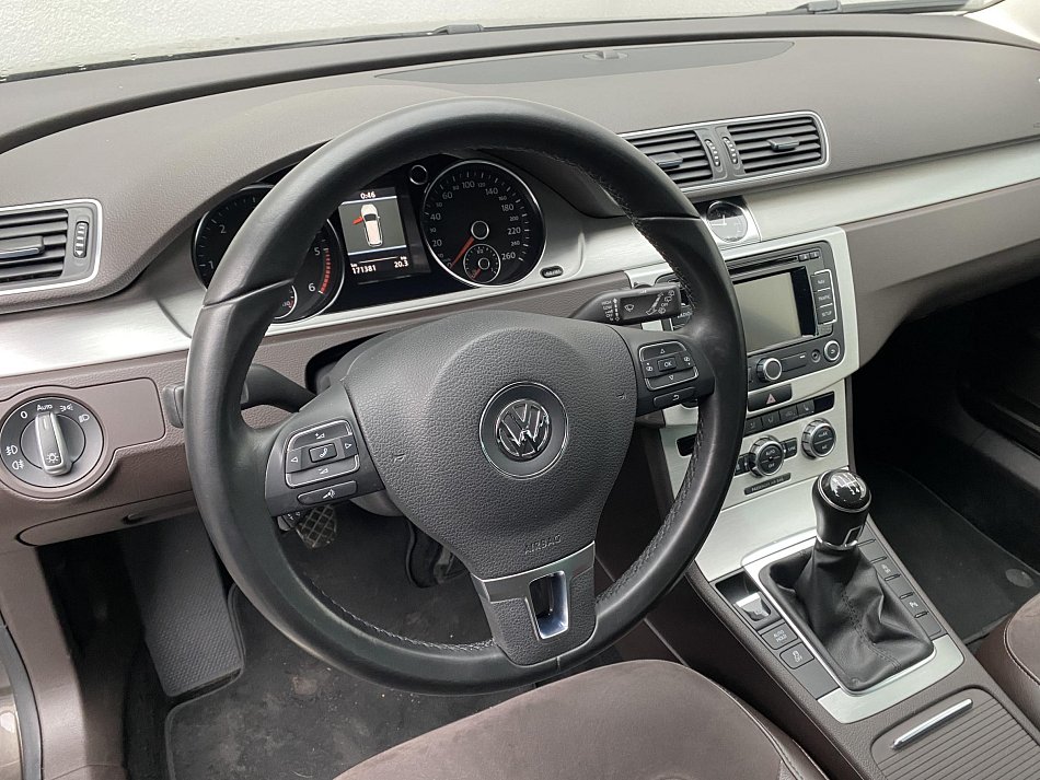 Volkswagen Passat 2.0 TDi Highline