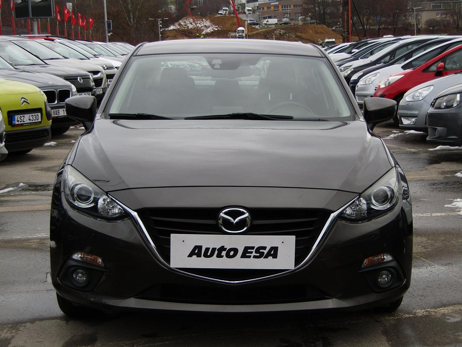 Mazda 3 1.5i 