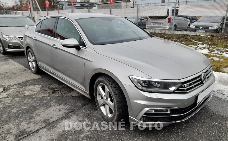 Volkswagen Passat 2.0 TDi R-Line