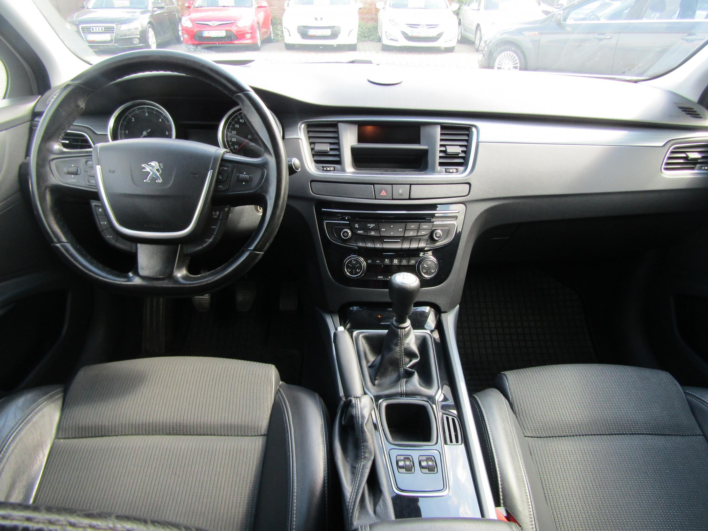 Peugeot 508, 2011 - pohled č. 9