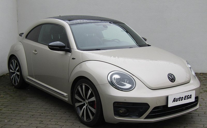 Volkswagen Beetle 2.0 TSI 