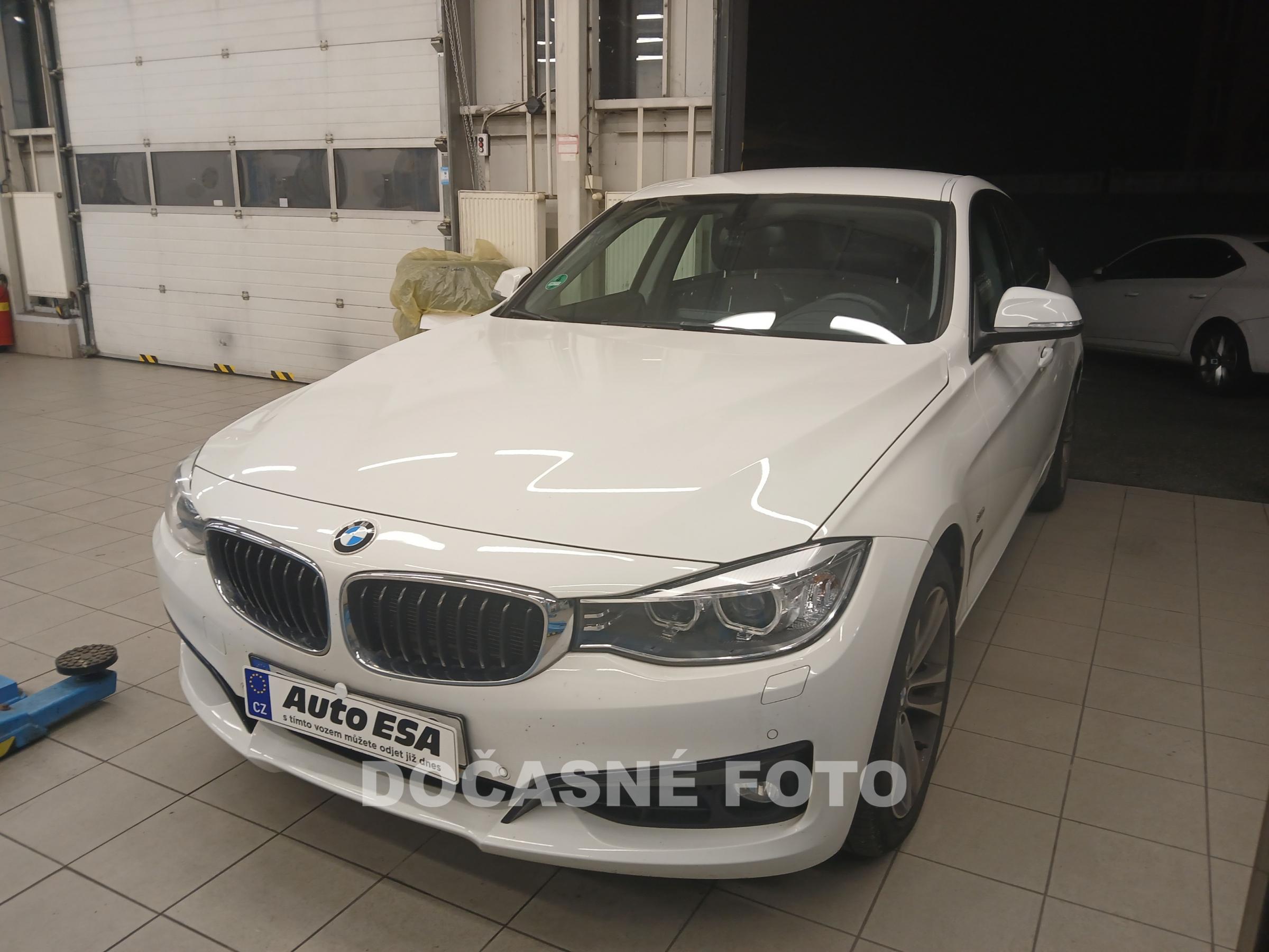 BMW Řada 3, 2016