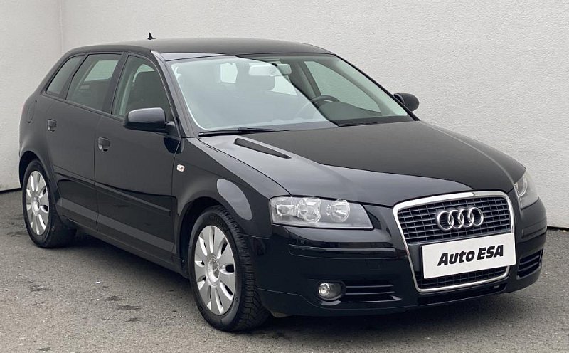 Audi A3 1.6i Attraction