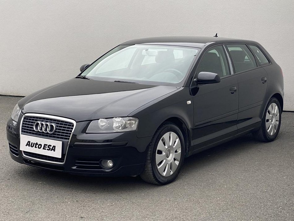 Audi A3 1.6i Attraction