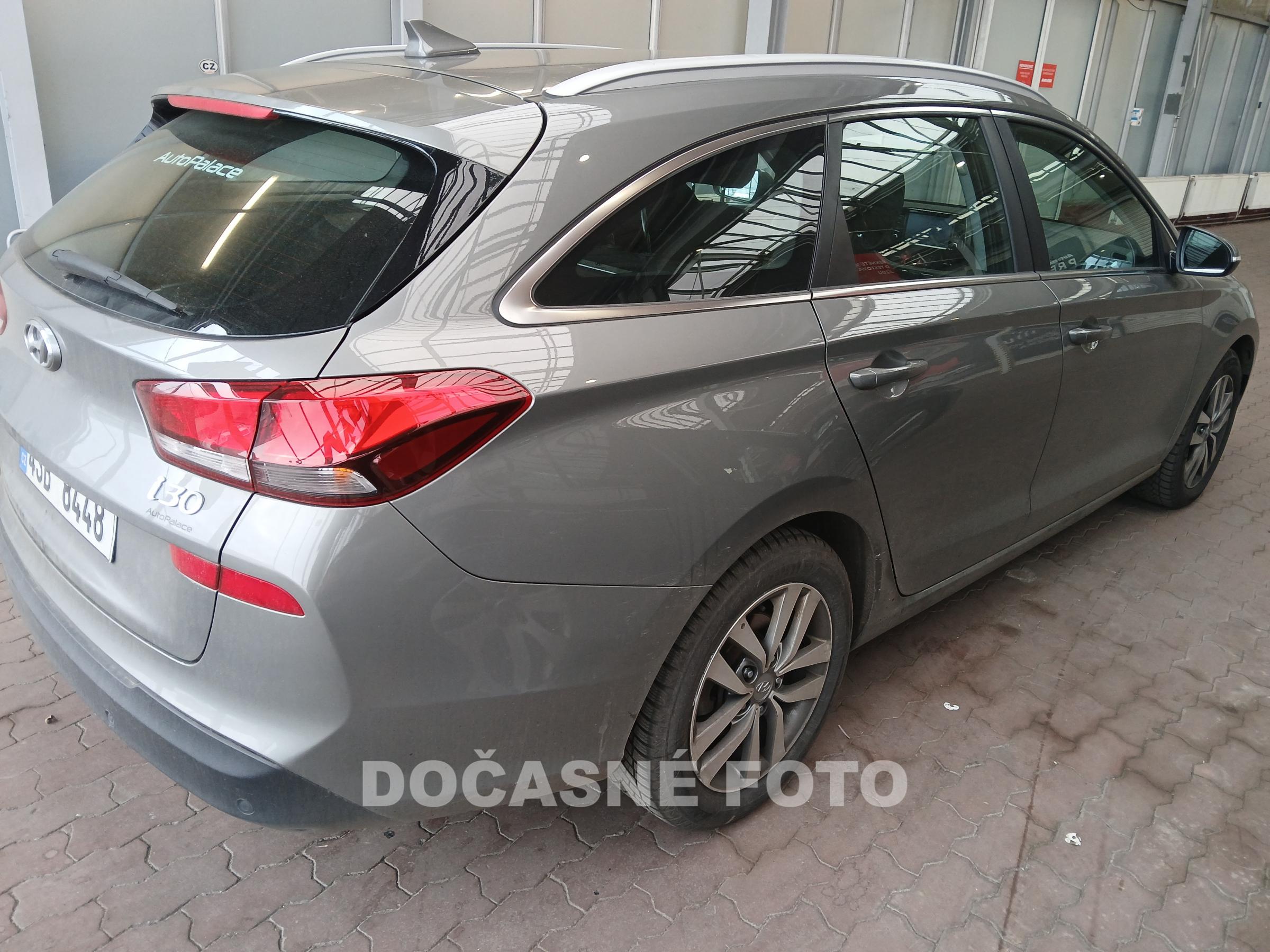 Hyundai i30, 2018 - pohled č. 2