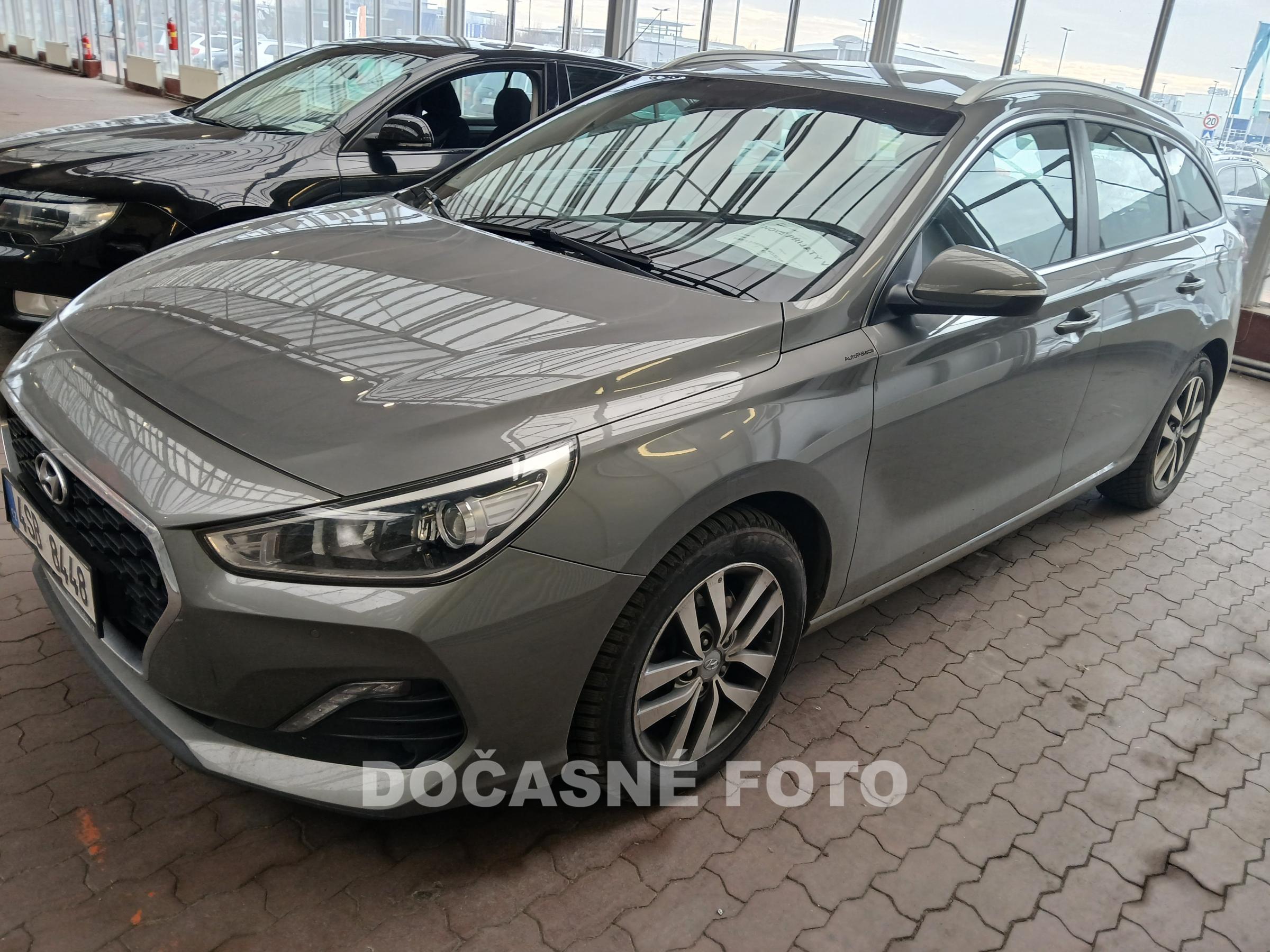 Hyundai i30, 2018 - pohled č. 3