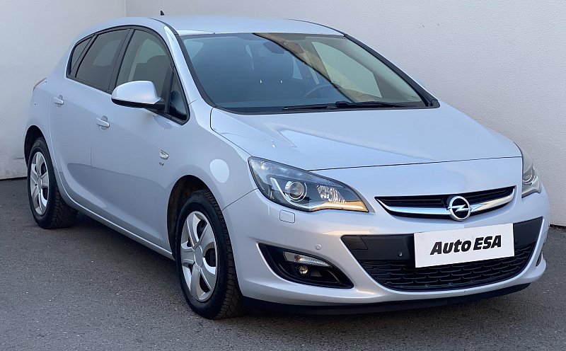 Opel Astra 2.0CDTI 