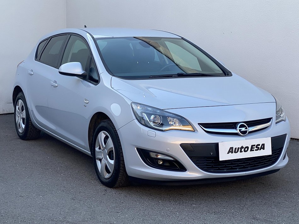 Opel Astra 2.0CDTI 