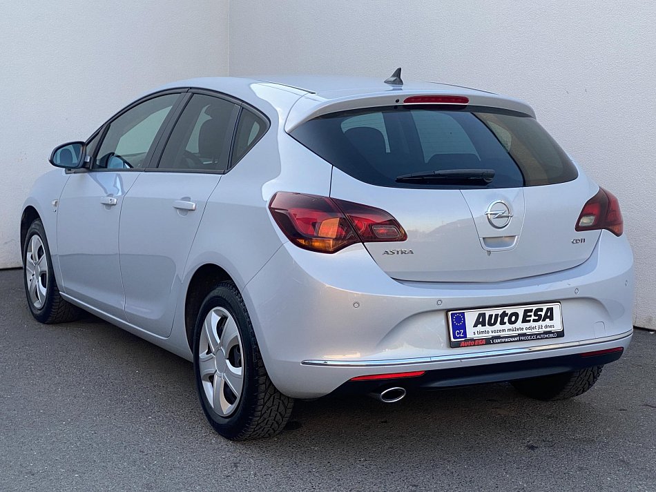 Opel Astra 2.0CDTI 