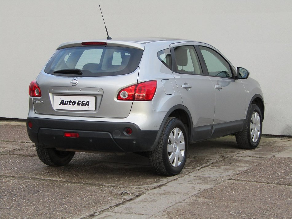 Nissan Qashqai 1.6i 