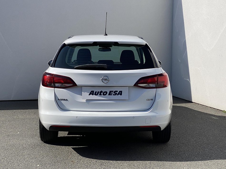 Opel Astra 1.6CDTi 