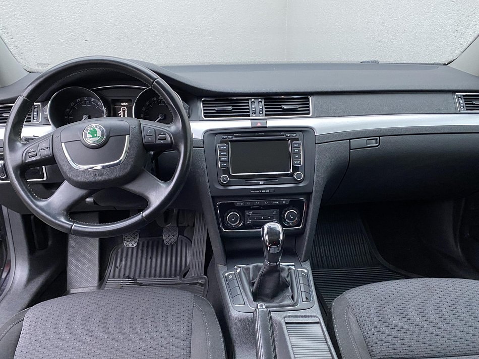 Škoda Superb II 2.0 TDi Elegance 4x4