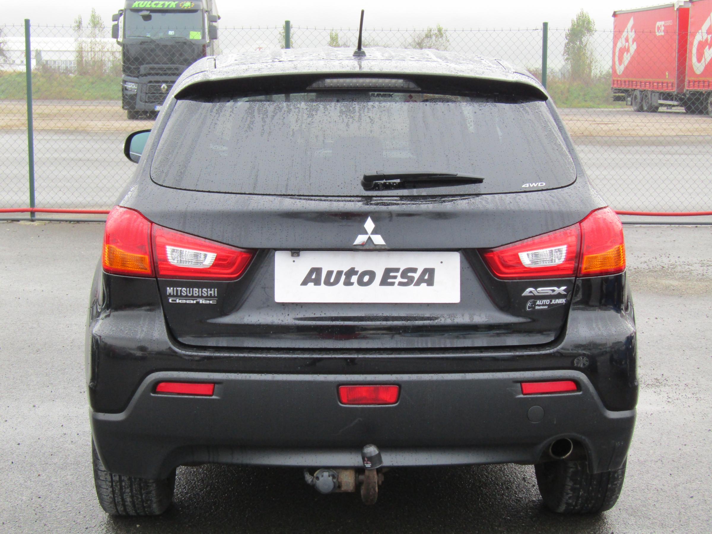 Mitsubishi ASX, 2012 - pohled č. 5