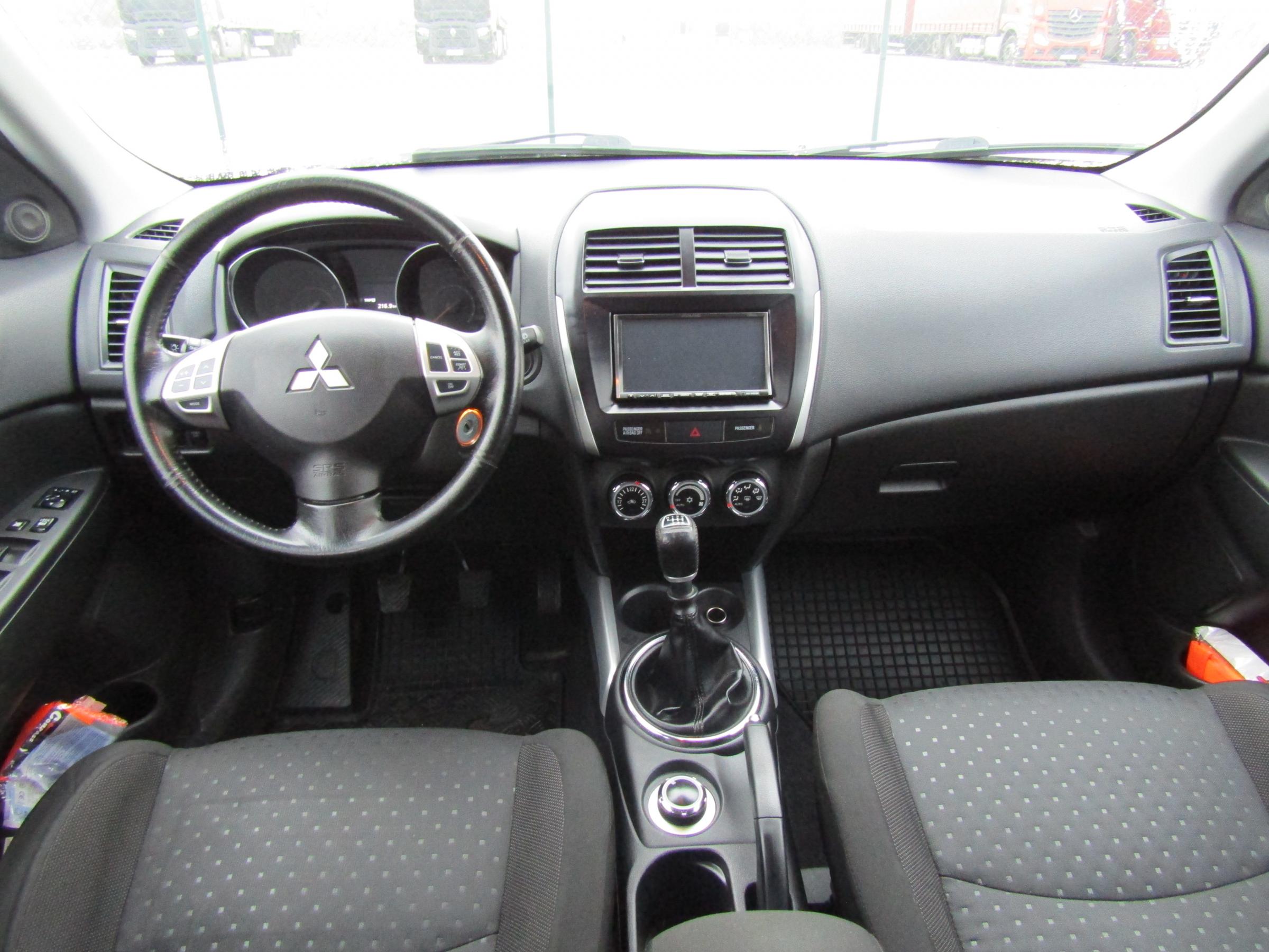 Mitsubishi ASX, 2012 - pohled č. 9