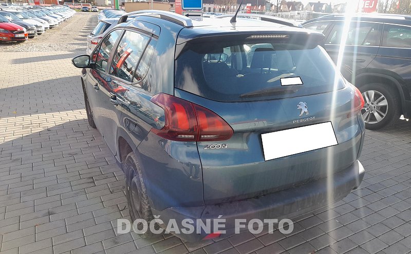 Peugeot 2008 1.2 PT 