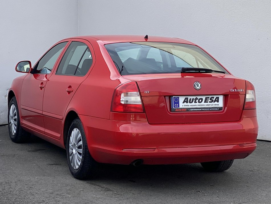 Škoda Octavia II 1.6 TDi Elegance