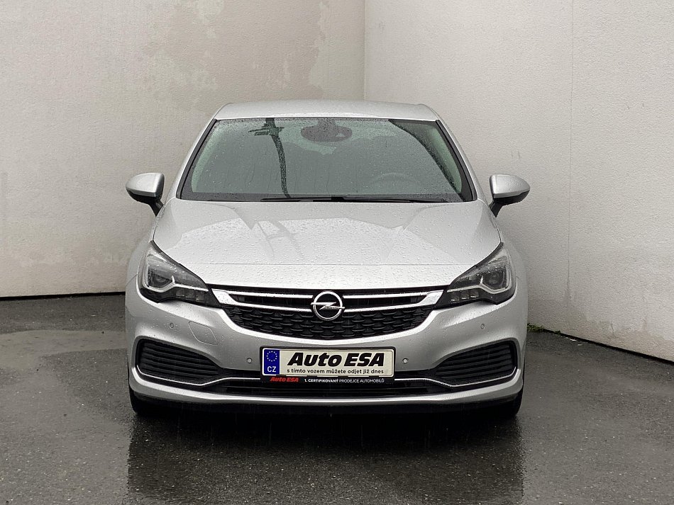 Opel Astra 1.6 T Innovation