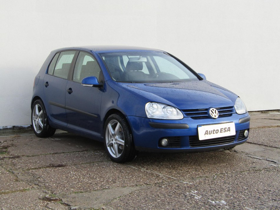 Volkswagen Golf 1.6 FSi 