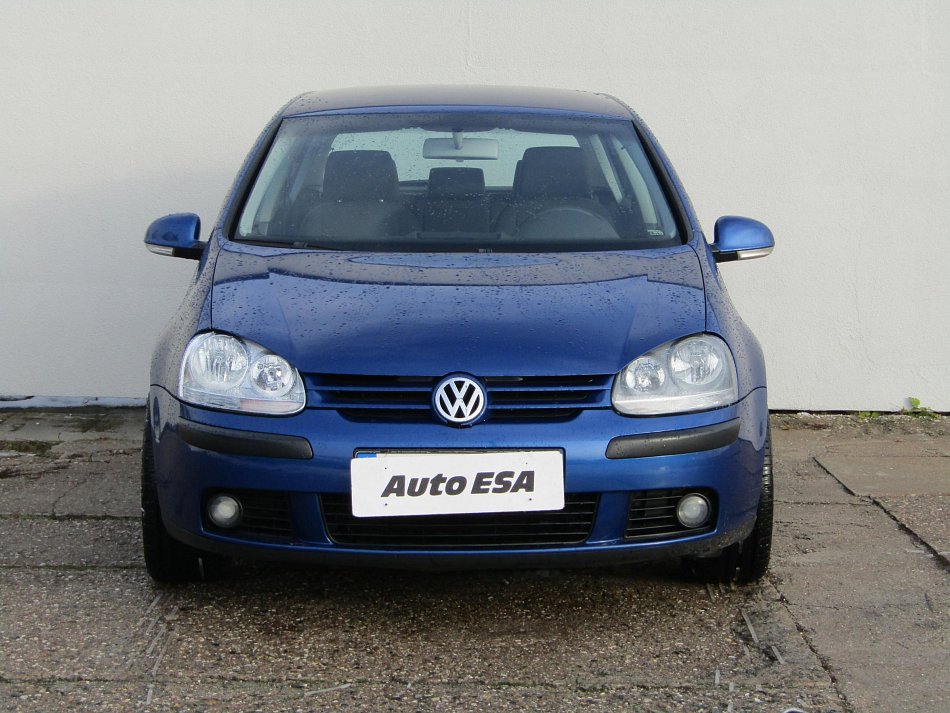 Volkswagen Golf 1.6 FSi 