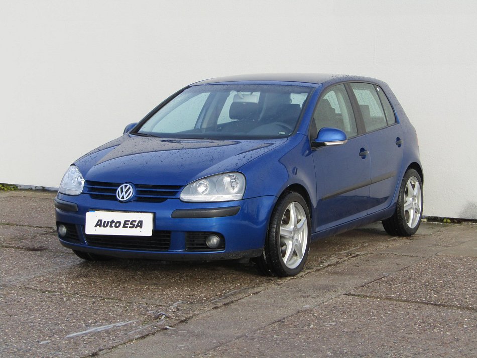 Volkswagen Golf 1.6 FSi 