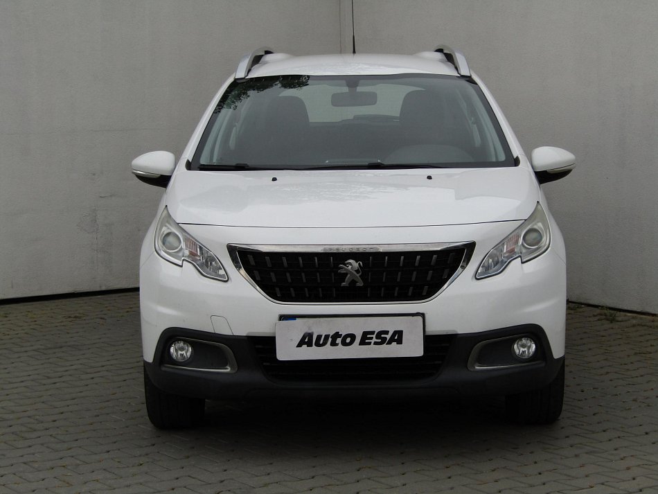 Peugeot 2008 1.2 i 