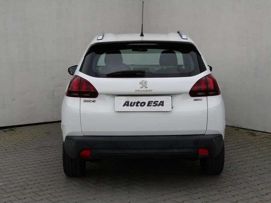 Peugeot 2008 1.2 i Active