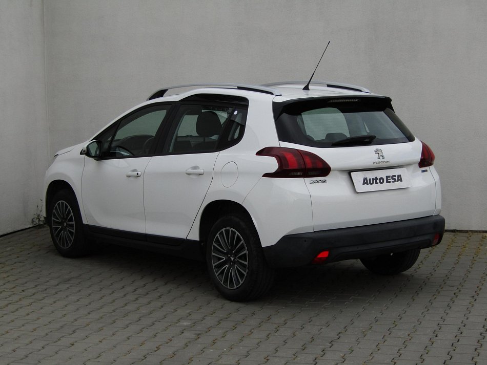 Peugeot 2008 1.2 i Active