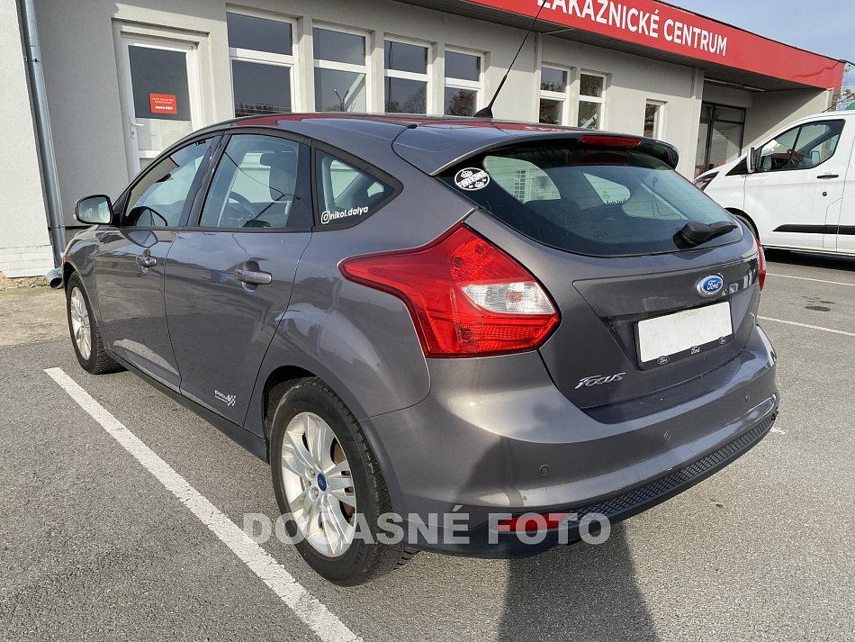 Ford Focus 1.6i 