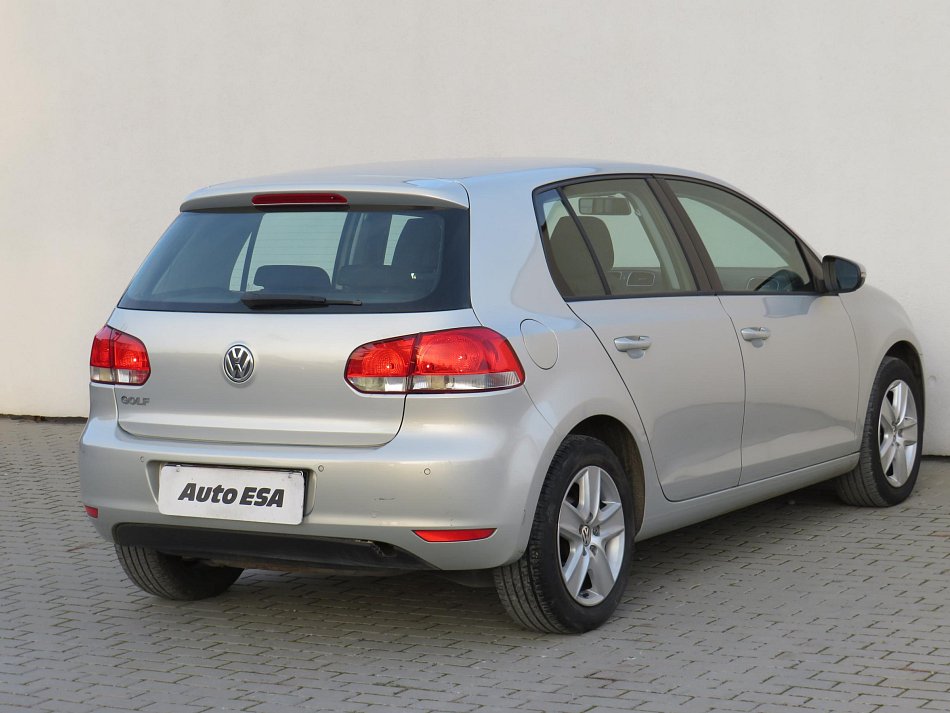 Volkswagen Golf 1.4i 16V 