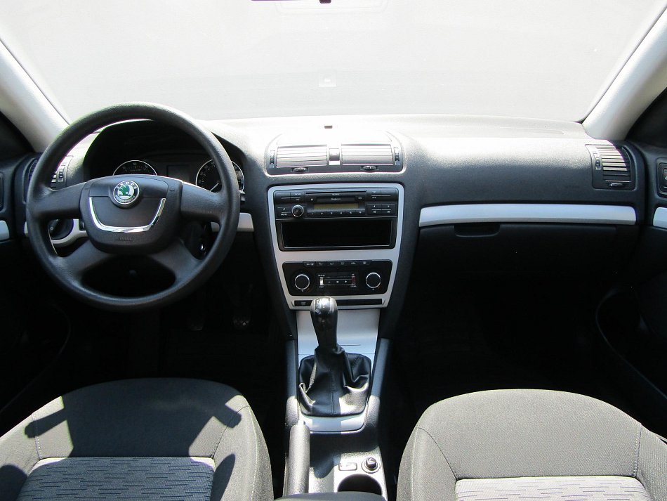 Škoda Octavia II 1.6i 