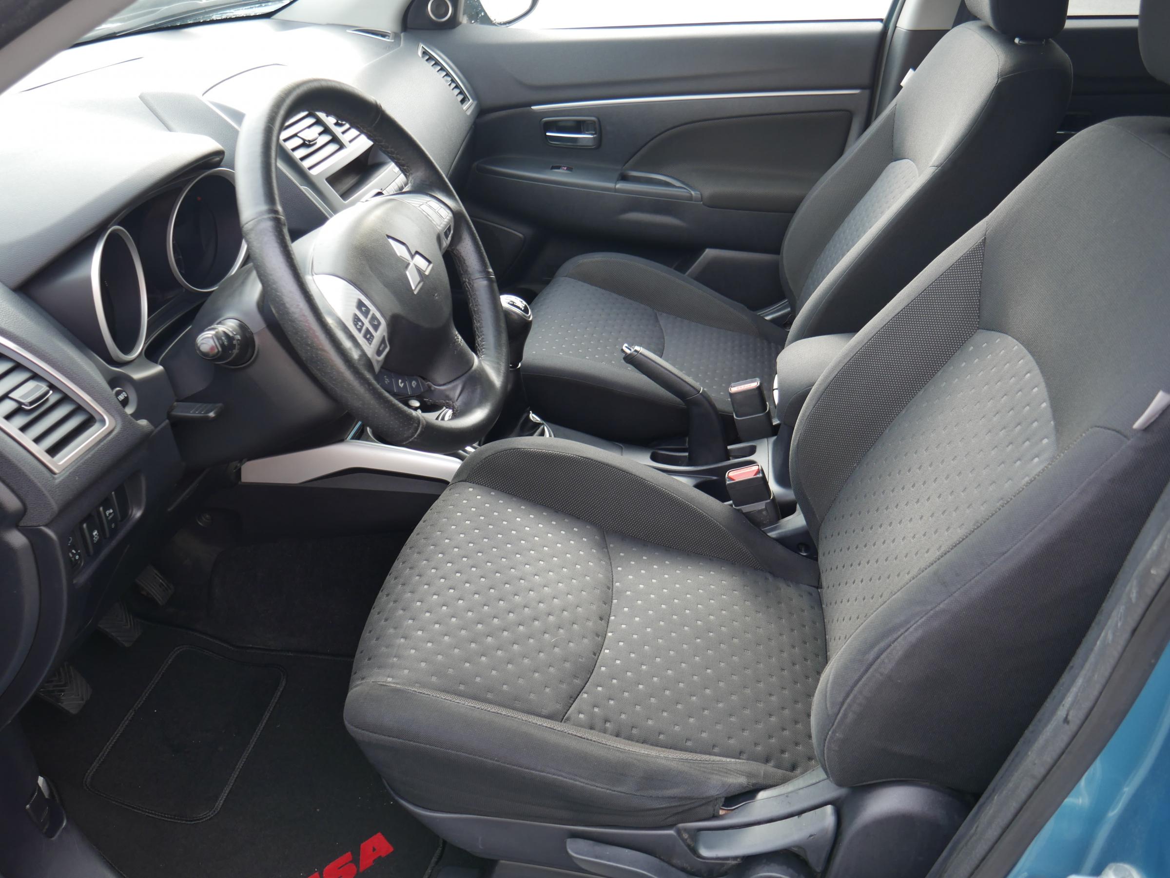 Mitsubishi ASX, 2012 - pohled č. 11