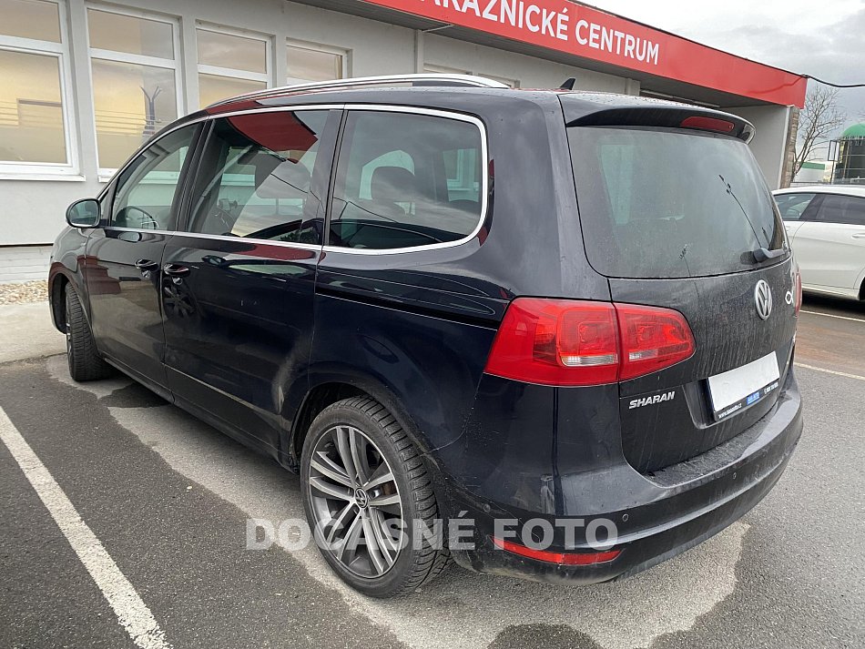 Volkswagen Sharan 2.0 TDi 