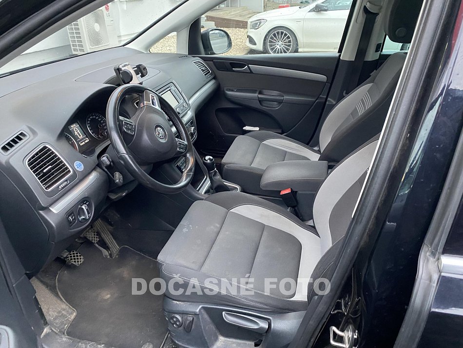 Volkswagen Sharan 2.0 TDi 