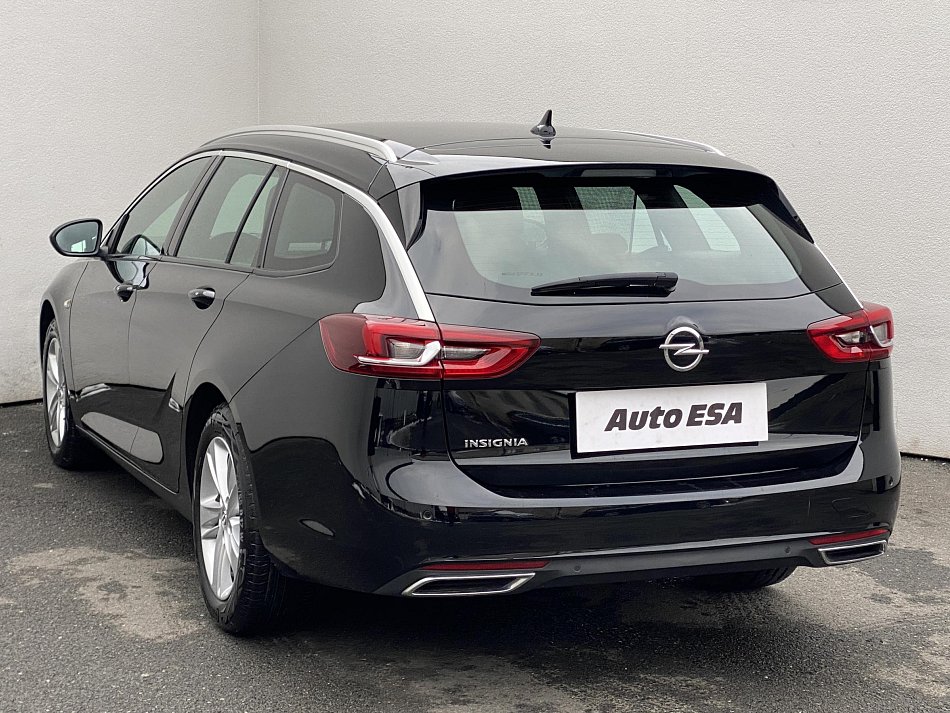 Opel Insignia 2.0CDTi  Sports