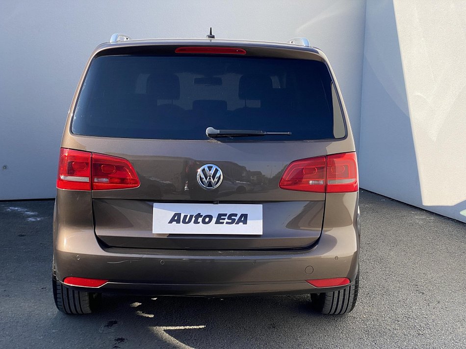 Volkswagen Touran 2.0 TDi Highline