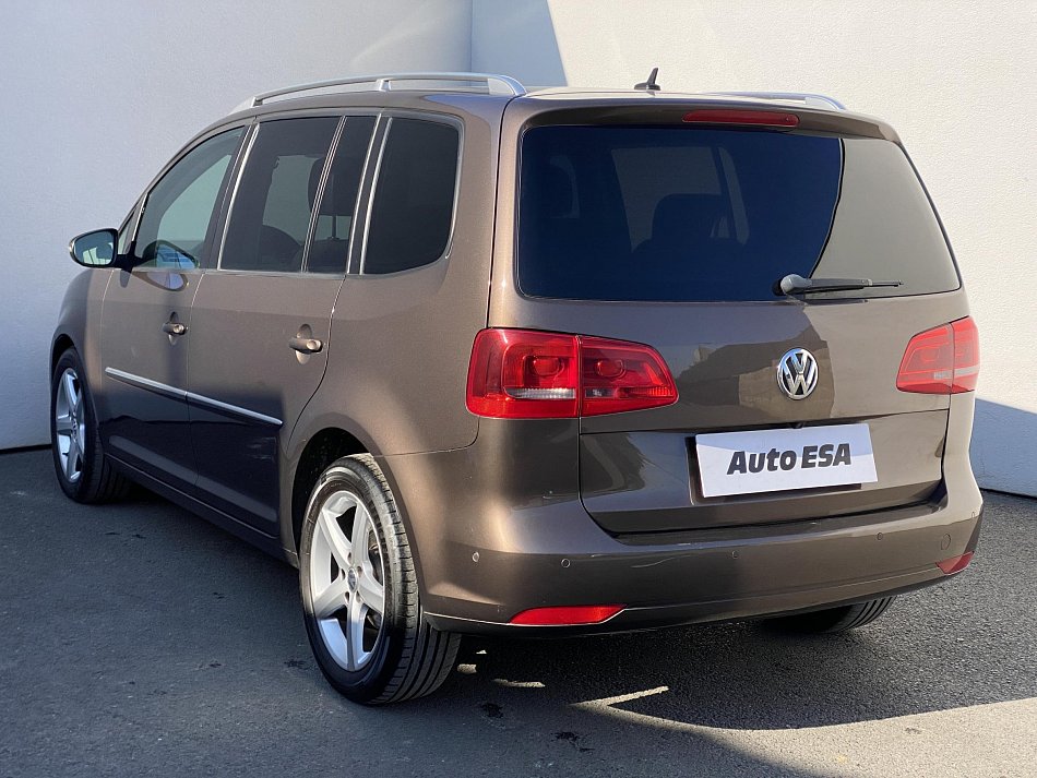 Volkswagen Touran 2.0 TDi Highline