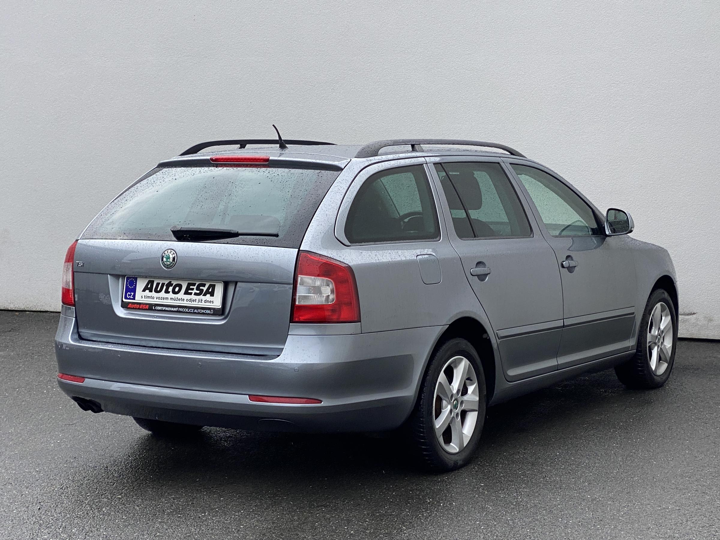 Škoda Octavia II, 2011 - pohled č. 4