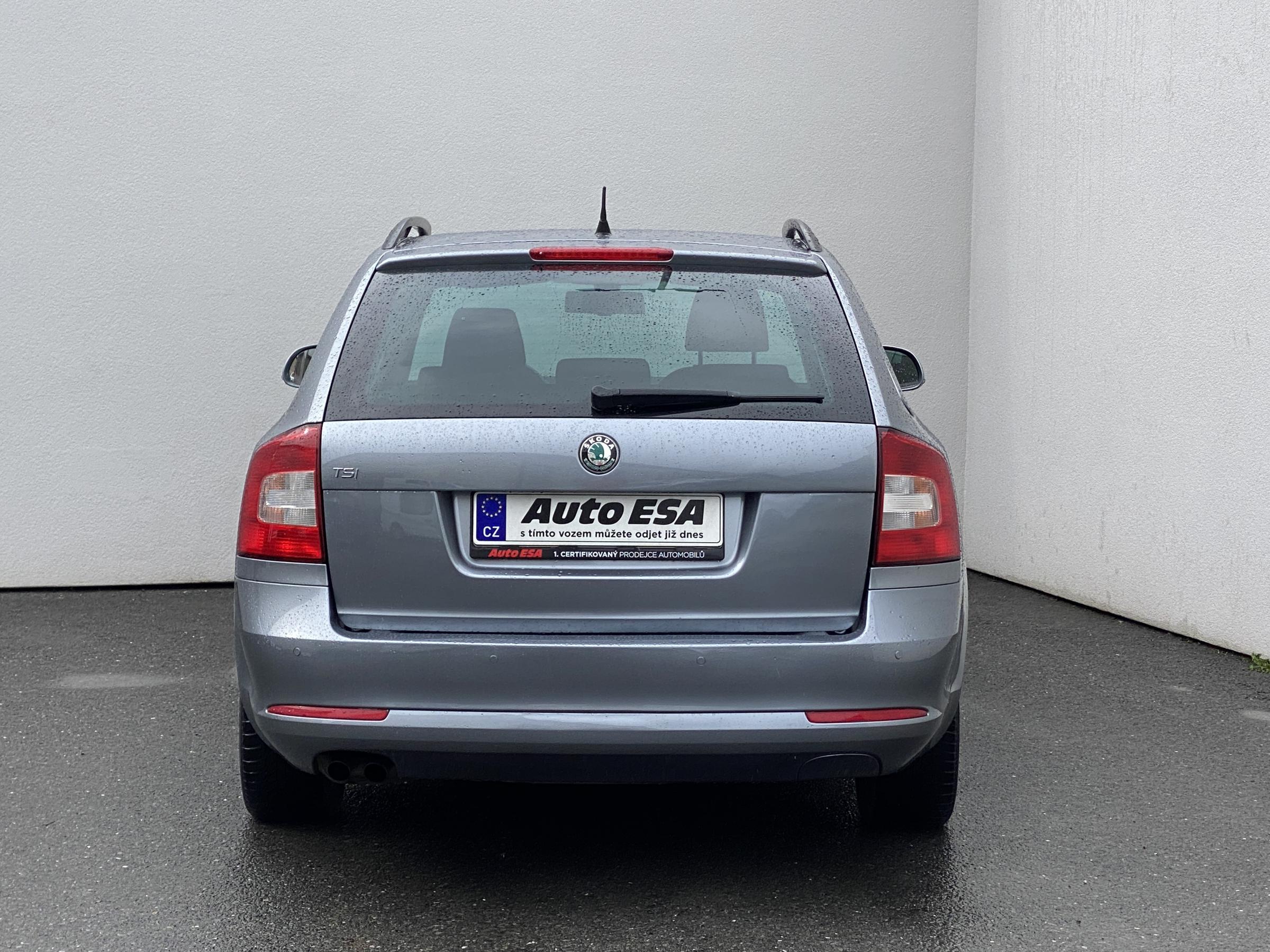 Škoda Octavia II, 2011 - pohled č. 5