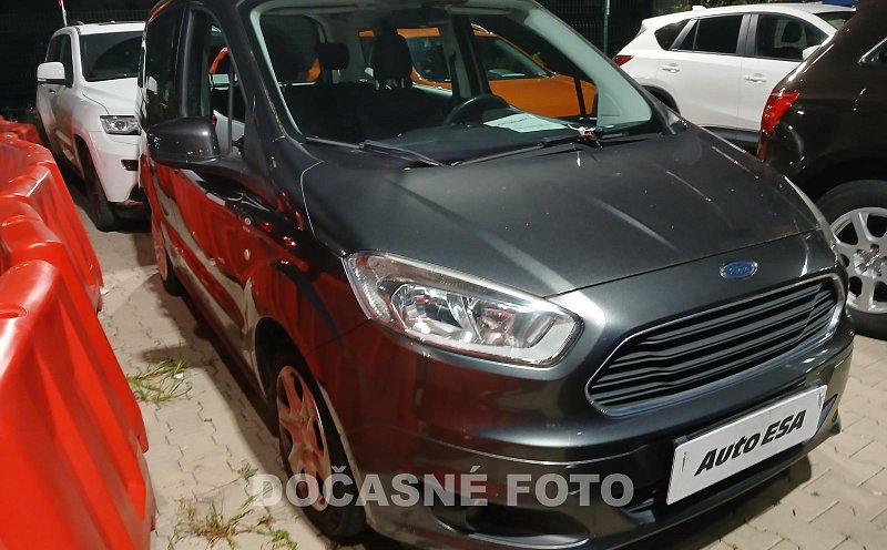 Ford Tourneo Courier 1.0T 