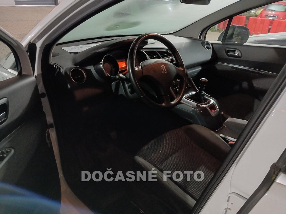 Peugeot 5008 1.6 HDi 