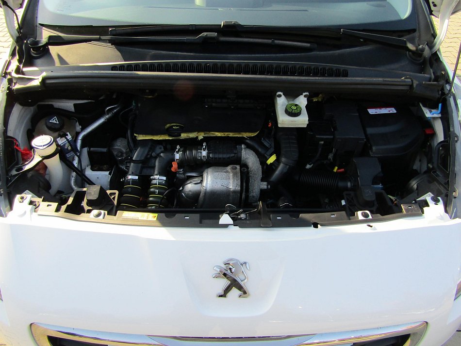 Peugeot 5008 1.6 HDi 