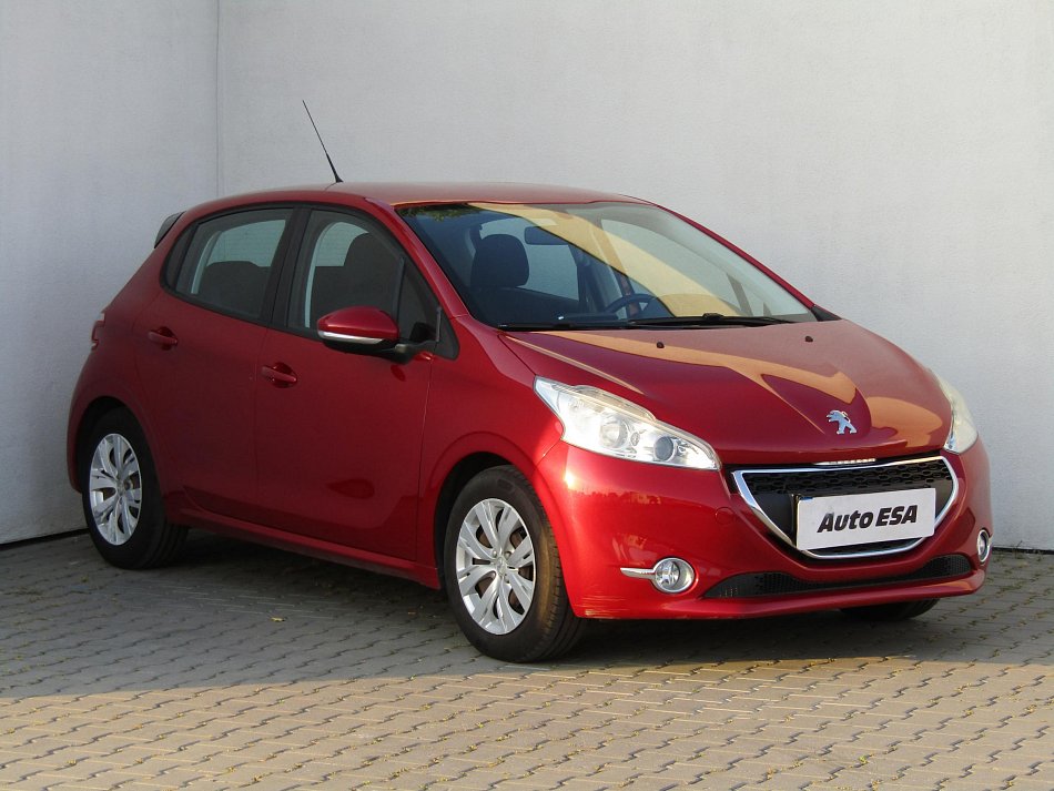 Peugeot 208 1.2 THP 